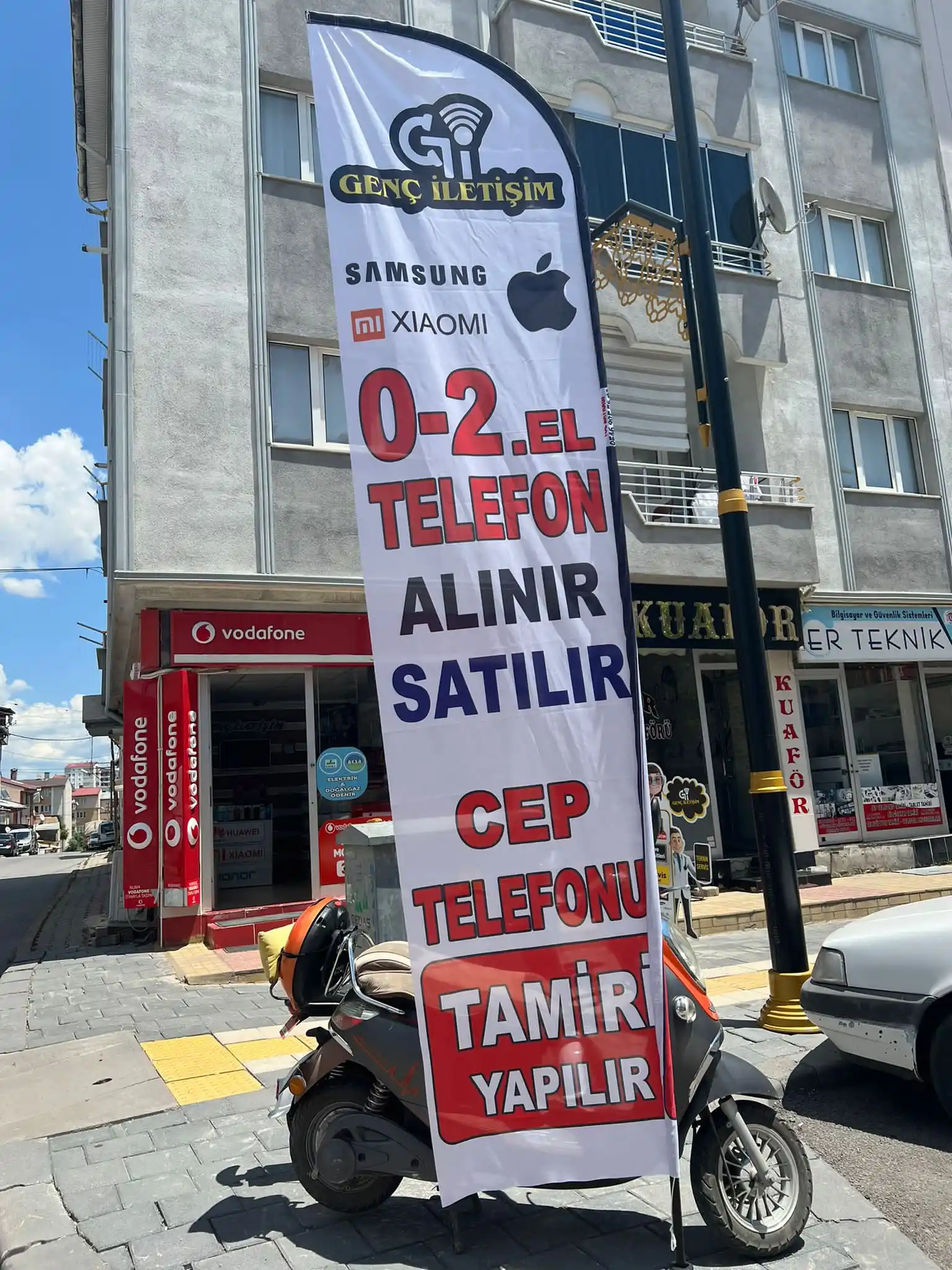 cep-telefonu-yelken-bayragi-13