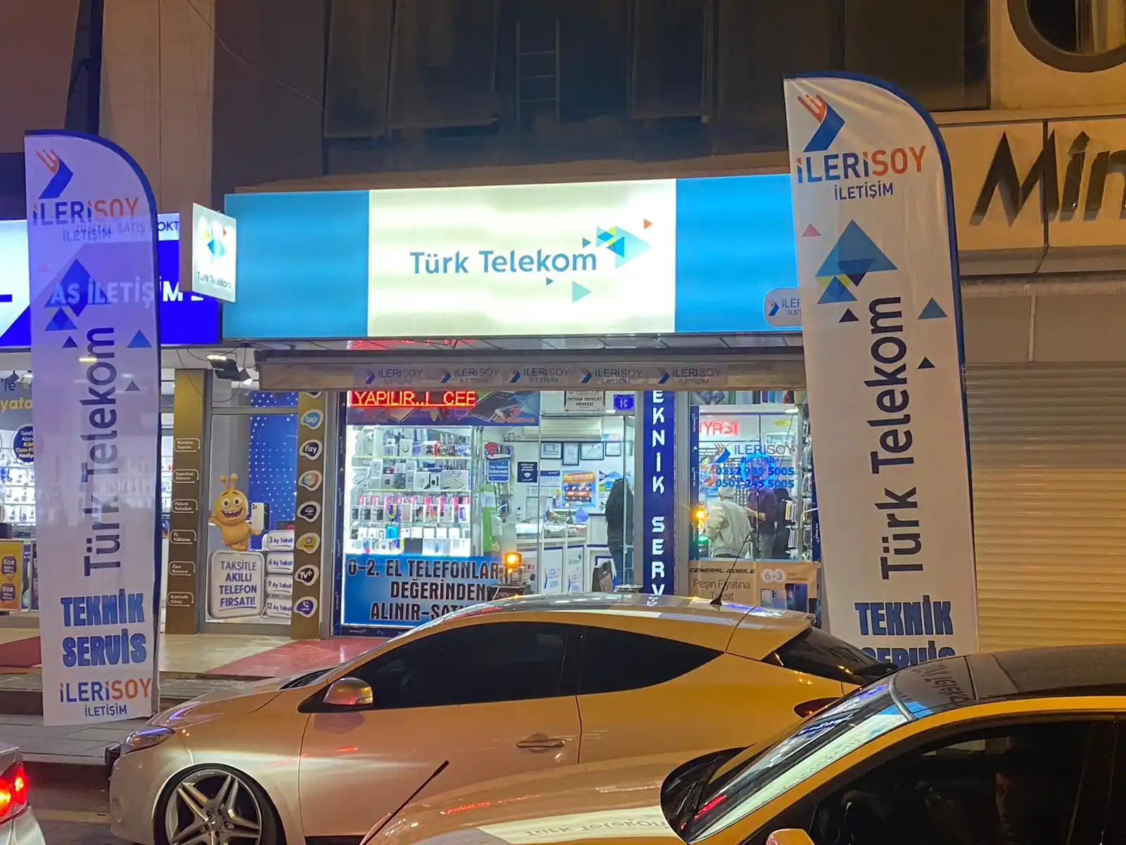 cep-telefonu-yelken-bayragi-52