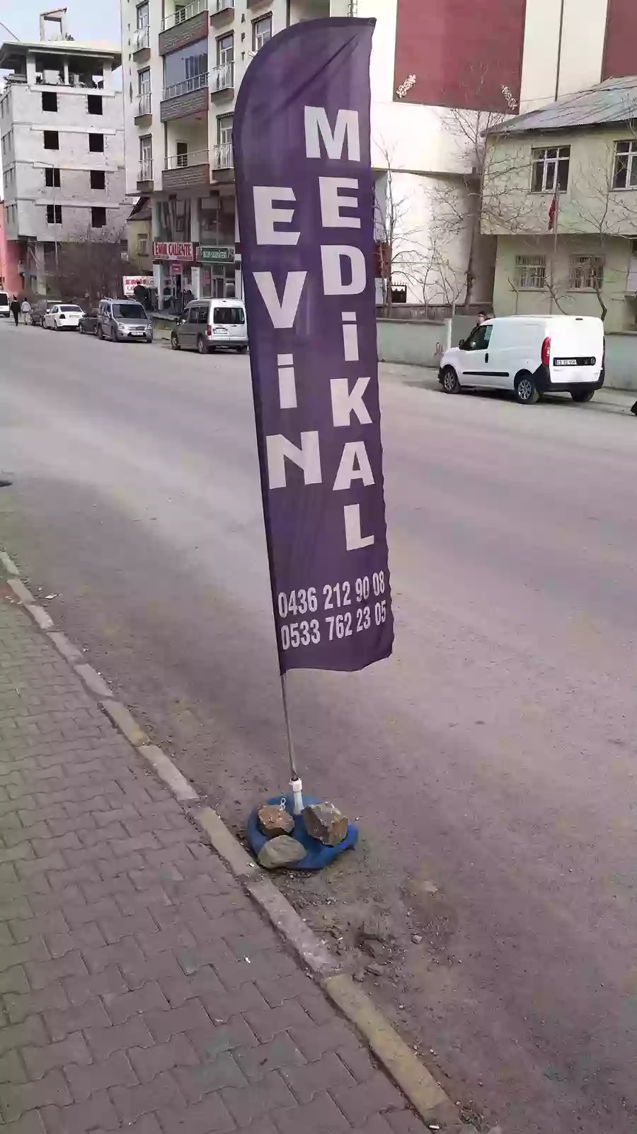 eczane-medical-yelken-bayragi-13