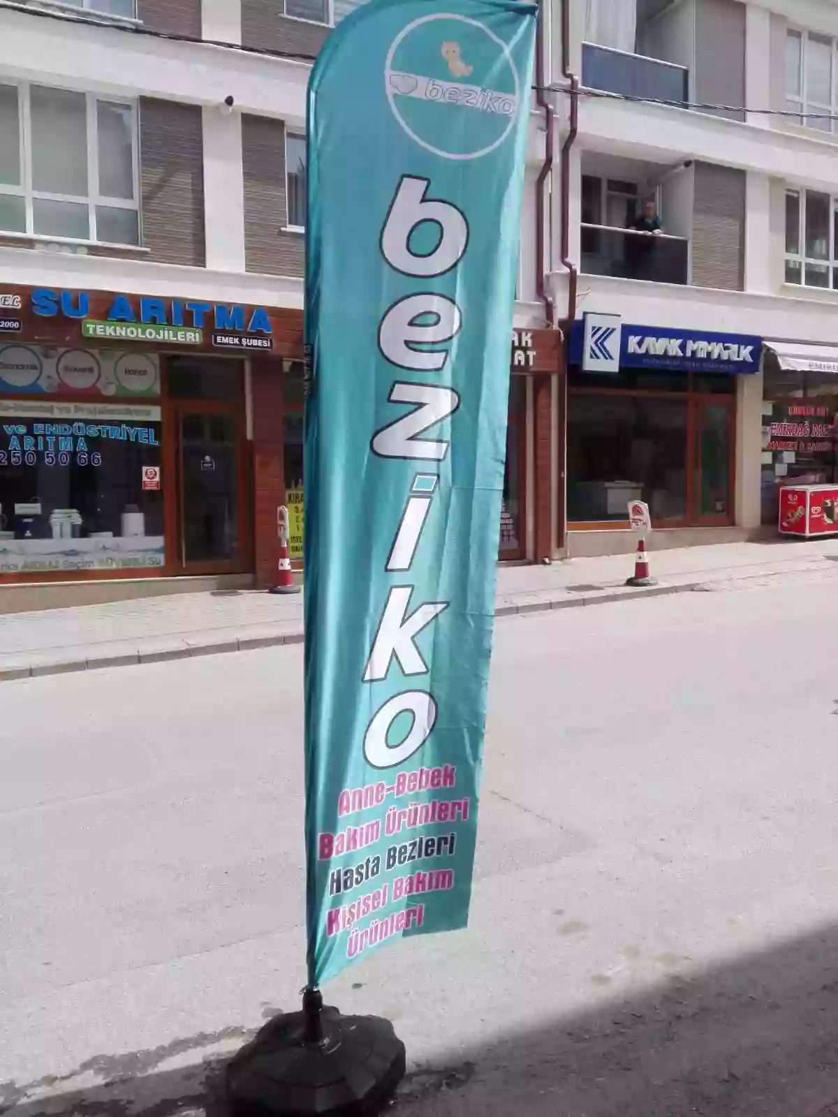 eczane-medical-yelken-bayragi-15