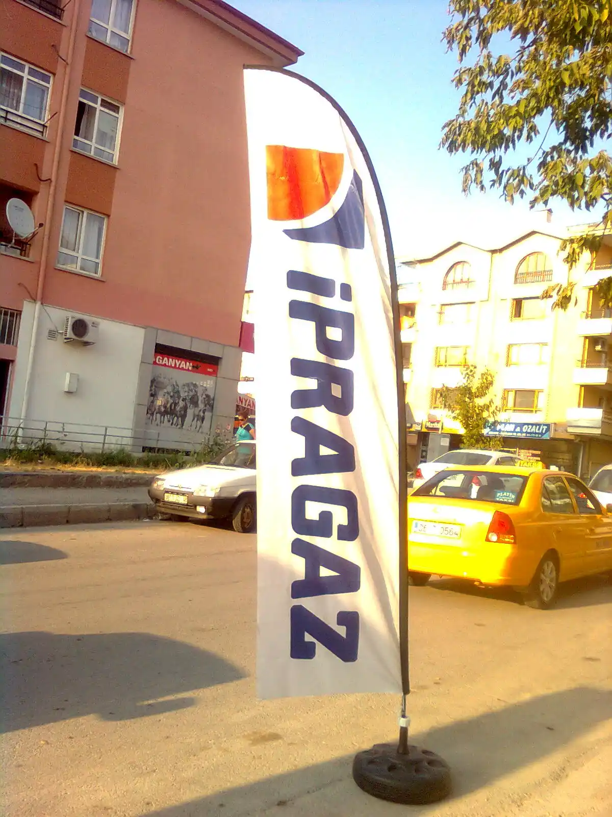 oto-gazci-yelken-bayragi-5