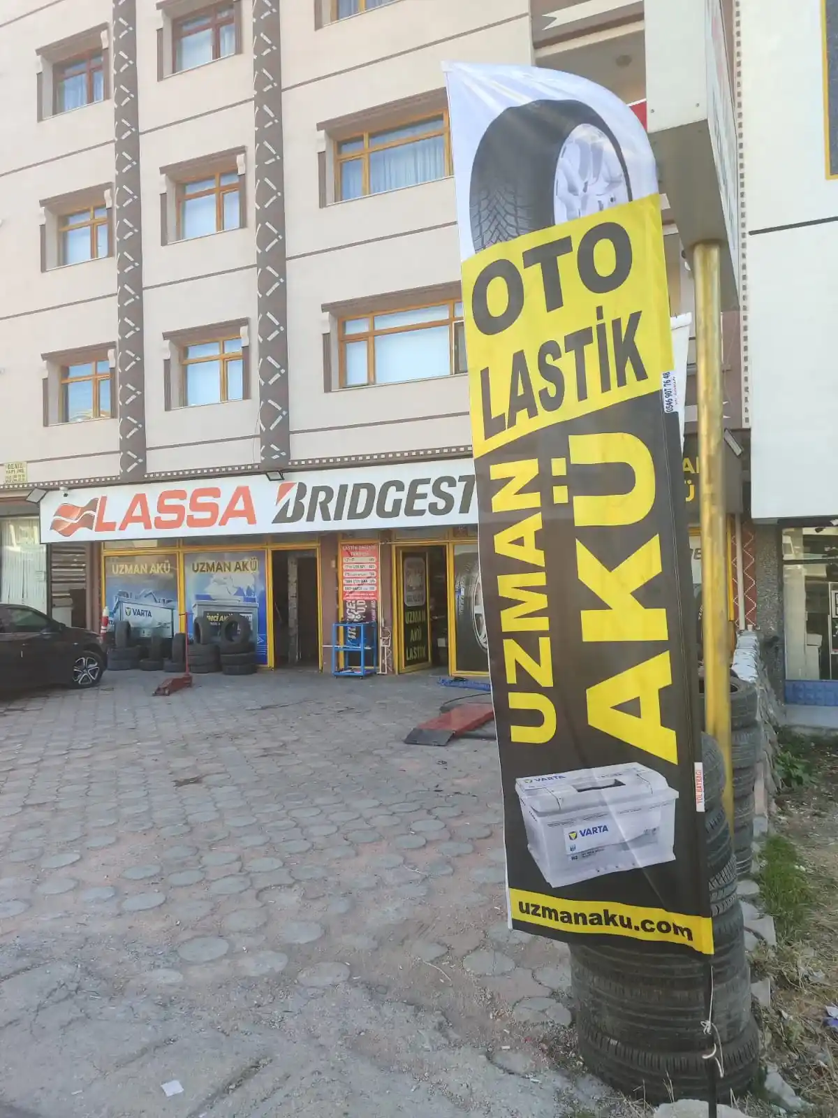 oto-lastikci-yelken-bayragi-28